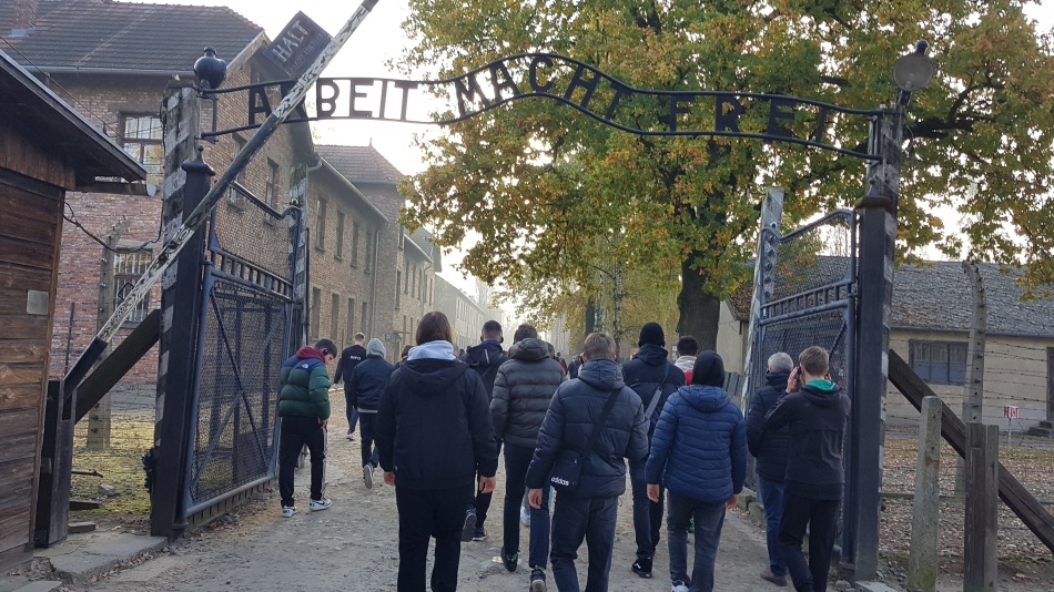 Wycieczka Auschwitz- Częstochowa- Energylandia
